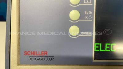 Schiller Defibrillator Defigard 30021H - YOM 2002 (Powers up) - 6