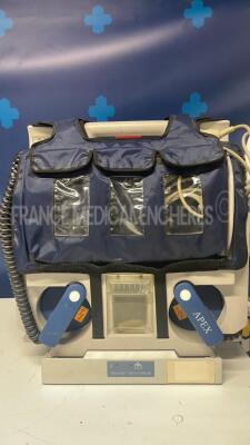 Lot of Metrax Defibrilator Primedic and Respironics Ventilator Bipap Vision (Both have no power ) - 3