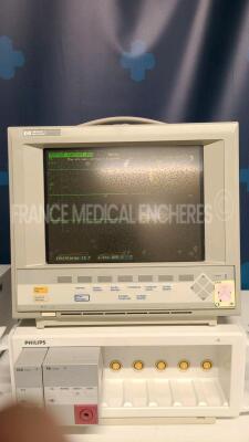 Lot of HP Patient Monitor M1204A and Hellige Patient Monitor Vicom SMK-11 - no power cables (Both power up) - 2