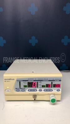 Olympus High Insufflation Unit UHI-3 - YOM 2009 (Powers up)