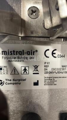 Lot of 4 The Surgical Company Patient Warming Units Mistral Air MAO100 - missing pipes - no power cables (All power up) - 4