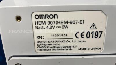 Lot of 2 Kendall Nebulizer Aerodyne Plus - YOM 2004/2006 - no power cables and Omron Tensiometer HEM-907 and Bender Safety Tester Unimet 1000 ST - All power up - 7