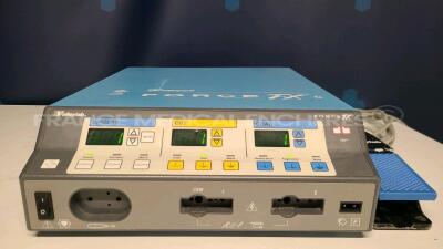 Valleylab Electrosurgical Unit FX 8CA -YOM 11/2007 - w/ fooswitch (Powers up)