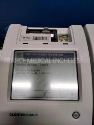 Lot of 5 Siemens Urine Analysers Clinitek Status - S/W 2.000.022, 2.400.002, 2.400.003, 2.500.002, and 2.400.002 - no power supplies (All power up) - 7