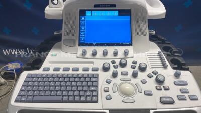 GE Ultrasound Logiq E9 R6 XD Clear 2.0 - YOM 11/2016 - S/W GC1 2.0 - in excellent condition - tested and controlled by GE Healthcare France – ready for clinical use - Options - DICOM - Scan Assist - Logiq Vue - Count Rendered Integrated - ICV Static - 4D - 4