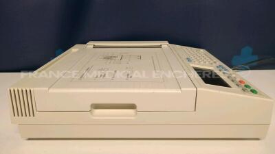 Hewlett Packard ECG Pagewiter 200 I - no power cables (Powers up) - 3