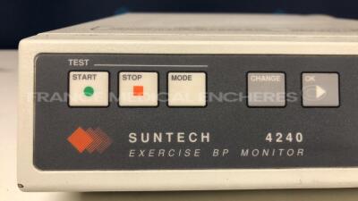 Suntech Exercice BP Monitor 4240 w/ Remote Control (Powers up) - 4