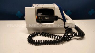 Philips Defibrilator Hearstart XL - YOM 2004 (Powers up) - 3