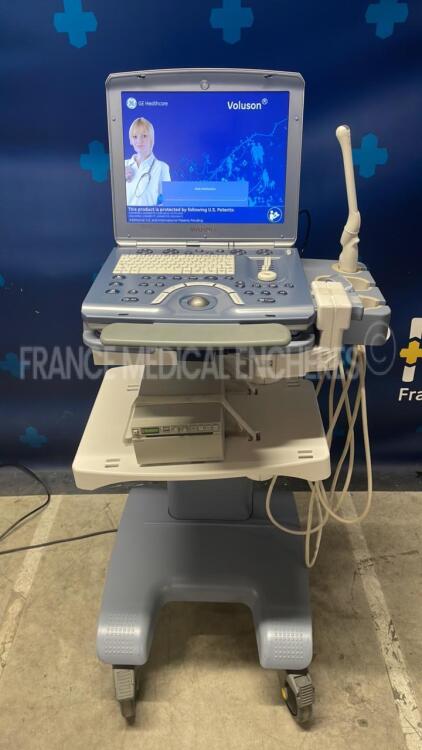 GE Ultrasound Voluson I - YOM 05/2009 - S/W 8.2.2.947 - options DICOM 3 - w/ E8C-RS probe YOM 07/2014 - 4C-RS probe YOM .07/2010 -Sony digital graphic printer UP-D897 (Powers up)