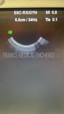 GE Ultrasound Voluson I - YOM 05/2009 - S/W 8.2.2.947 - options DICOM 3 - w/ E8C-RS probe YOM 07/2014 - 4C-RS probe YOM .07/2010 -Sony digital graphic printer UP-D897 (Powers up) - 8