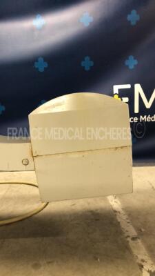 Siemens C-Arm Siremobile Compact L - YOM 2007 - S/W 3DV01E - compact size - high image quality - single key operation - dual mode 9/6 with digistore 100 and laser targeting - converter control frequency 15 kHz to 30 kHz - fluoroscopy 0.2 mA to 8.9 mA - di - 9