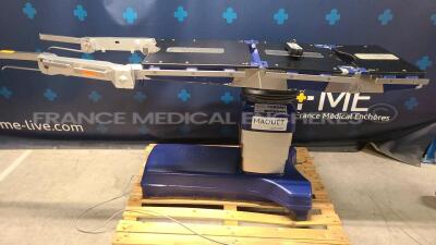 Maquet Operating Table Alphastar 1132-12AO - YOM 2006 - tested and functional (Powers up)