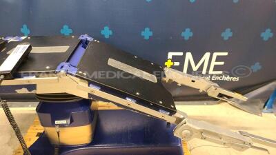 Maquet Operating Table Alphastar 1132-12AO - YOM 2006 - tested and functional (Powers up) - 8