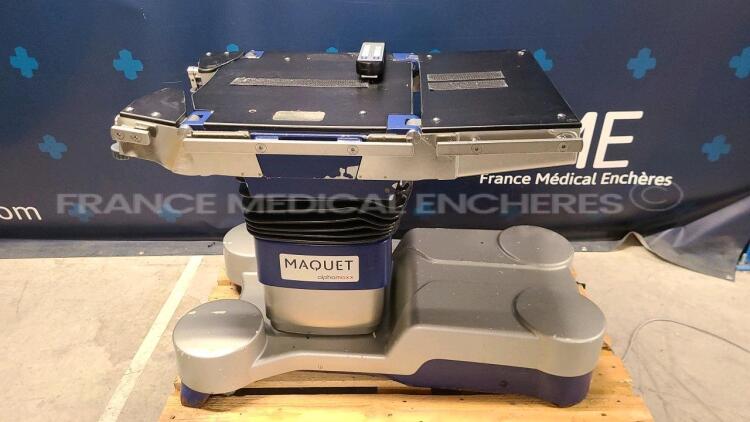 Maquet Operating Table Alphamaxx 1133-12B1 - tested and functional (Powers up)