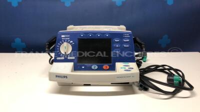 Philips Defibrilator Hearstart XL - YOM 2002 - missing paddels (No power)