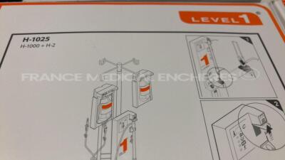 Lot of Smith Medicals Fluid Warmer H-1200 w consumables - YOM 2008 and Linde Microgas 7650-500 (Both power up) - 15