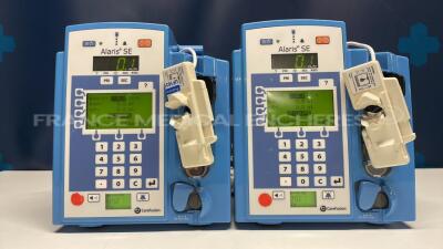 Lot of 2 Carefusion Perfusion Pumps Alaris SE - YOM 2011 (Both power up)