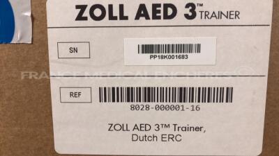 Lot of 2 ZOLL Defibrilator AED 3 Trainers original box never used - sw Language Dutch - 6