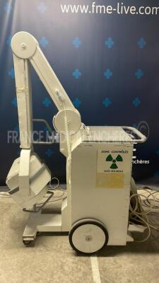 Siemens Mobile X-Ray Mobilett Plus E (Powers up) - 2