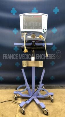 Viasys Ventilator Vela - YOM 2005 - S/W V.02.05.00 - (Powers up)