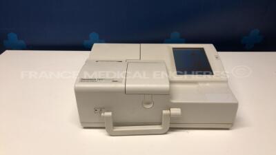 Osmetech Blood Gaz Analyzer Opti CCA-TS - S/W 2.00 (Powers up)