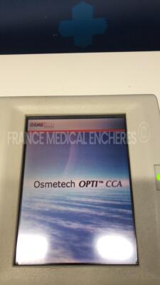 Osmetech Blood Gaz Analyzer Opti CCA-TS - S/W 2.00 (Powers up) - 2