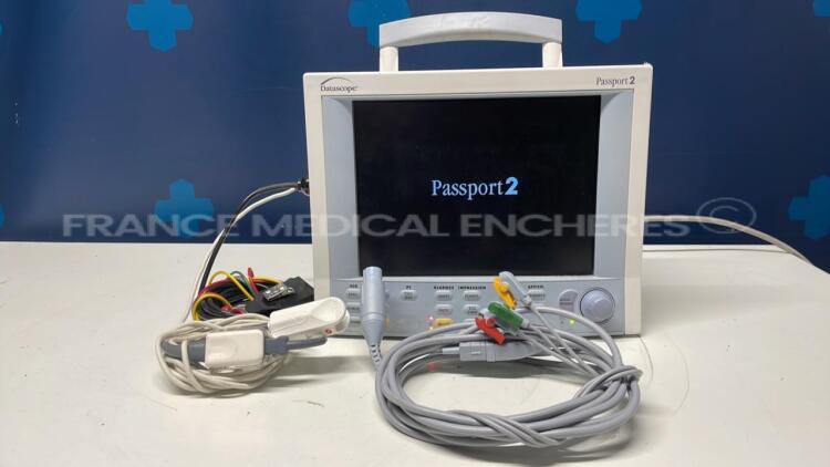 Datascope Patient Monitor Passport 2 - YOM 2011 - w/ ECG leads - SPO2 sensor (Powers up)