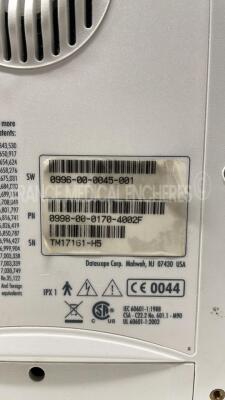 Datascope Patient Monitor Passport 2 - YOM 2011 - w/ ECG leads - SPO2 sensor (Powers up) - 5