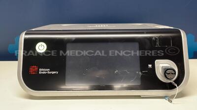 Ethicon Electrosurgical Unit GEN11 - YOM 2011- screen to be repaired (Powers up)