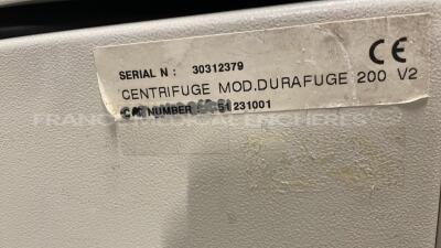 Durafuge Centrifuge 200 (Powers up) - 4