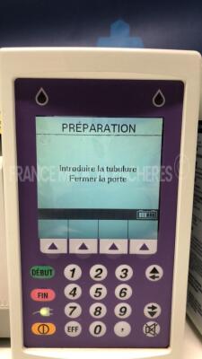 Lot of 5 Hospira Infusion Pumps Plum A plus YOM 2010 to 2011 - S/W 11.610 V3 (All power up) - 5