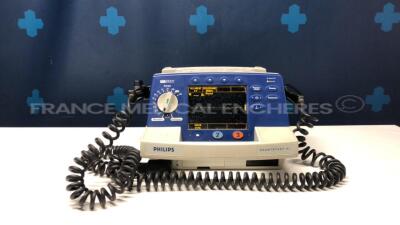 Philips Defibrillator Hearstart XL - YOM 03/2003 - italian language (Powers up)