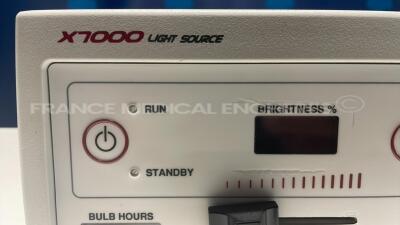 Stryker Light Source X7000 (No power) - 4