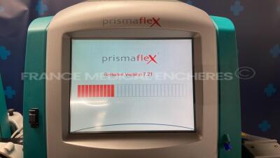 Lot of 3 x Gambro Dialysis Machines Prismaflex - YOM 2007/2009/2009 - S/ 7.21 - count 21864 h/22586 h / 21955 h (All power up) - 5