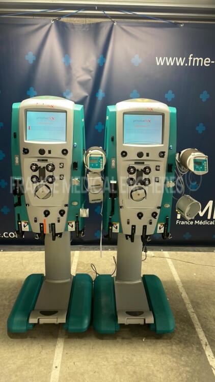 Lot of 2 x Gambro Dialysis Machines Prismaflex - YOM 2012 S/ 7.21 - count 14911 h/6289 h (Both power up)