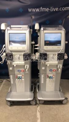 Lot of 2 Gambro Dialysis Evosys - YOM 2012 - S/W 8.21.00 - Count 29130H and 30548H (Both power up) - 2