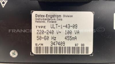 Lot of 1x Datex Engstrom Vital Signs Monitor Capnomac Ultima and 1x Colin Tensiometer BP 103 NC (Both power up) - 7