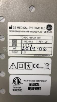 Lot of GE Coils For MRI HD incuding 1 x Liberty 9000 8CH Breast Coil Headrest YOM 2007 - 1 x Signa HD 1.5T Phased Array Shoulder Coil YOM 2007 - 1 x 1.5T HD T/R Knee Array YOM 2008 - 1 x Torso Array 1.0T YOM 2014 - declared functional by the seller - 26