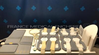 Lot of Siemens Coils Siemens MRI including 2 x Body Matrix MR Coil 07579555 for Avanto/Espree/Symphony MRI -1 x Extremity Coil 5512079 for Avanto MRI /1 x Extremity Coil for Symphony MRI