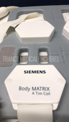 Lot of Siemens Coils Siemens MRI including 2 x Body Matrix MR Coil 07579555 for Avanto/Espree/Symphony MRI -1 x Extremity Coil 5512079 for Avanto MRI /1 x Extremity Coil for Symphony MRI - 3