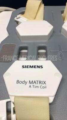 Lot of Siemens Coils Siemens MRI including 2 x Body Matrix MR Coil 07579555 for Avanto/Espree/Symphony MRI -1 x Extremity Coil 5512079 for Avanto MRI /1 x Extremity Coil for Symphony MRI - 6