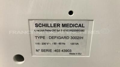 Schiller Defibrillator Defigard 3002IH - S/W VO2.09 - missing paddels (Powers up) - 7