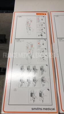 Lot of Smith Medicals Fluid Warmer H-1200 w consumables - YOM 2008 and Linde Microgas 7650-500 (Both power up) - 12