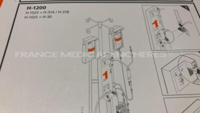 Lot of Smith Medicals Fluid Warmer H-1200 w consumables - YOM 2008 and Linde Microgas 7650-500 (Both power up) - 16