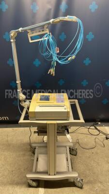 Fukuda ECG Cardimax FX-7402 - YOM 2005 w/ECG Leads (Powers up) - 3