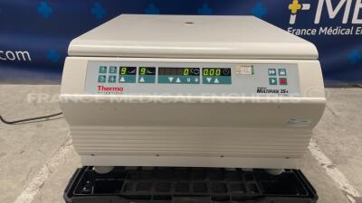 Thermo Centrifuge Multifuge 3S Plus - no power cable (Powers up)