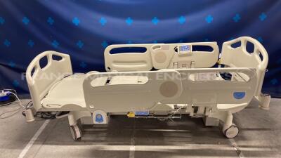 Lot of 2 Hill-Rom Hospital Beds Tipo B - 1 untested due to the electric plug - the second is tested and functional (Both power up) - 2