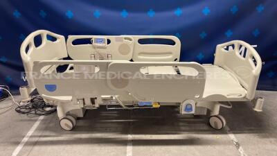 Lot of 2 Hill-Rom Hospital Beds Tipo B - 1 untested due to the electric plug - the second is tested and functional (Both power up) - 3