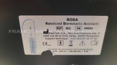 Medtech Surgical Robot Rosa - YOM 2009 - S/W 2.5.8 - battery CR2032 replaced in 12/2017 - footswitch replaced in 08/2017 - last calibration in 09/2020 - under maintenance by Zimmer till 09/2020 ( Powers up) - 12