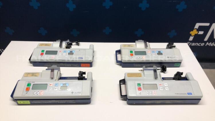 Lot of 4 Ivac Syringe Pumps P200 - no power cables (All power up)